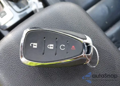 2021 Chevrolet Trailblazer Awd Rs z USA, uszkodzony, nr VIN KL79MUSL2MB004021